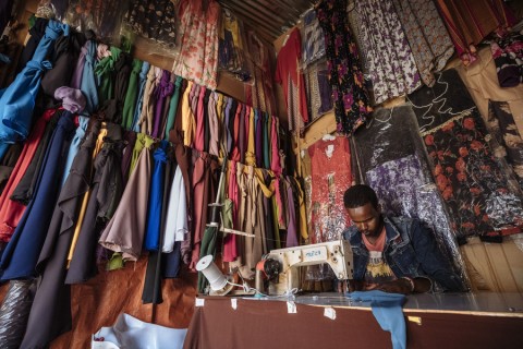Cover photo: Muse Mohammed/IOM. Burco, Somalia. Description: Nour Abdi Garaad is a return migrant to Burco, Somalia who has now set up his own shop in the town centre selling garments.