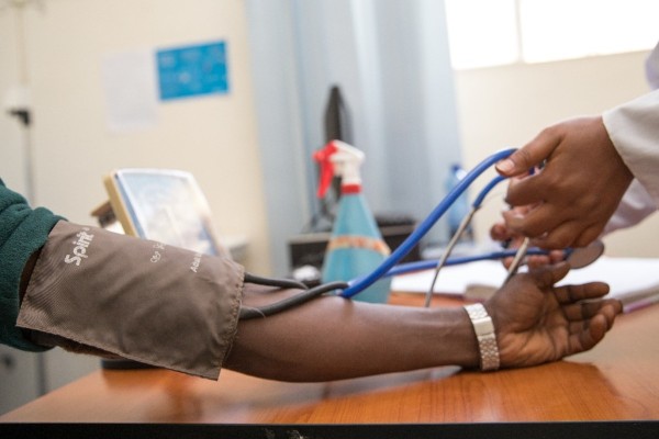 Migrant returnees receive health care consultations in the Assisted Voluntary Return and Reintegration (AVRR) Centre in Addis Ababa, Ethiopia. Photo Credit: Kennedy Njagi/IOM 2022